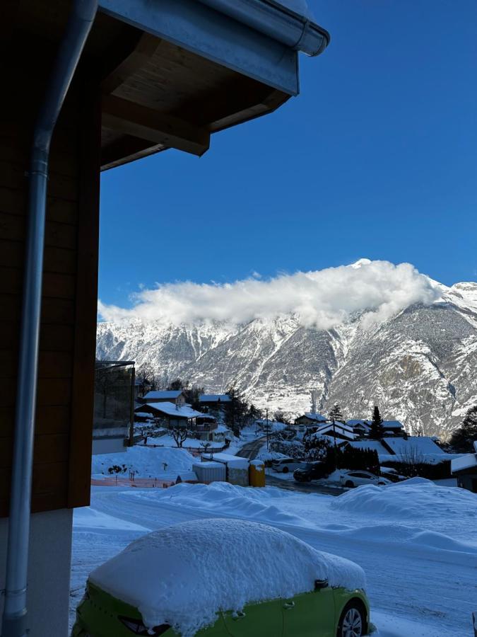 Chambres D'Hotes Les Louettes A Sapinhaut Canton Du Valais Saxon Exterior foto