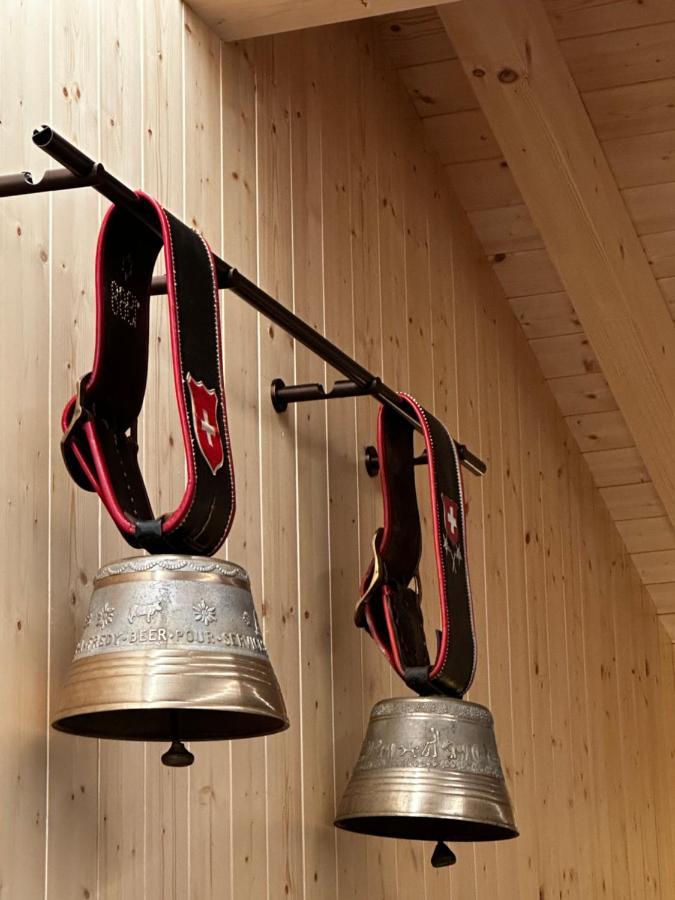 Chambres D'Hotes Les Louettes A Sapinhaut Canton Du Valais Saxon Exterior foto