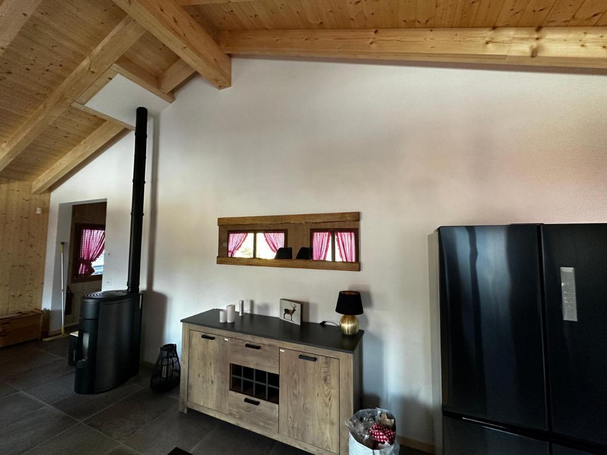 Chambres D'Hotes Les Louettes A Sapinhaut Canton Du Valais Saxon Exterior foto