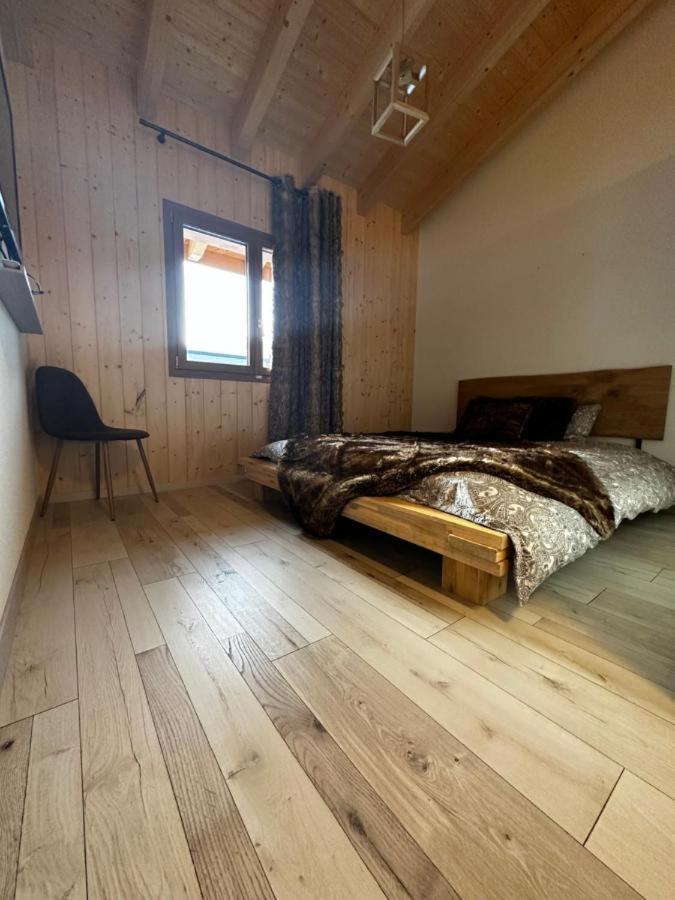 Chambres D'Hotes Les Louettes A Sapinhaut Canton Du Valais Saxon Exterior foto